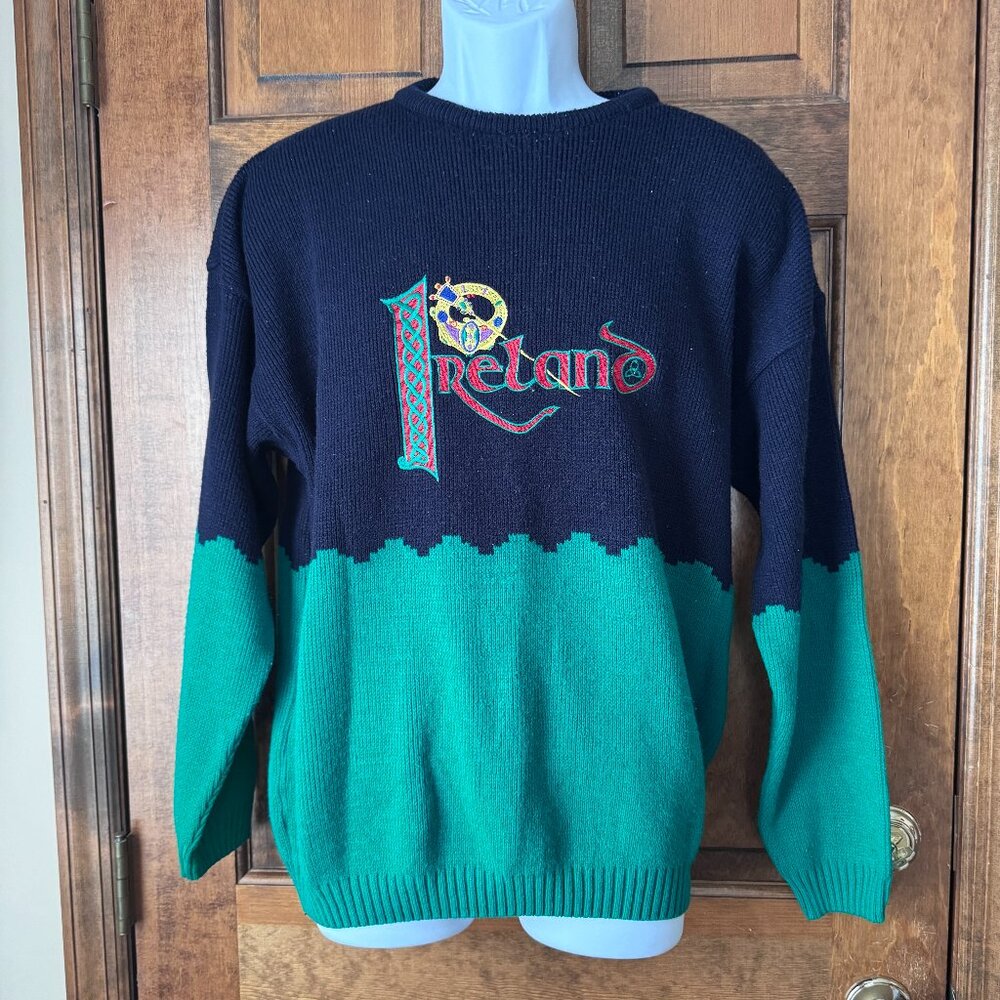 Glen Tara Navy Blue/Green Crewneck Medium Sweater w/Embroidered IRELAND